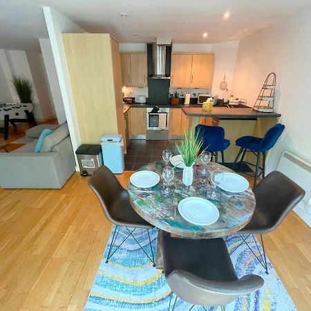 Large Boutique Harbourside Apartment - Football Table (Adults Only) Bristol Exteriör bild